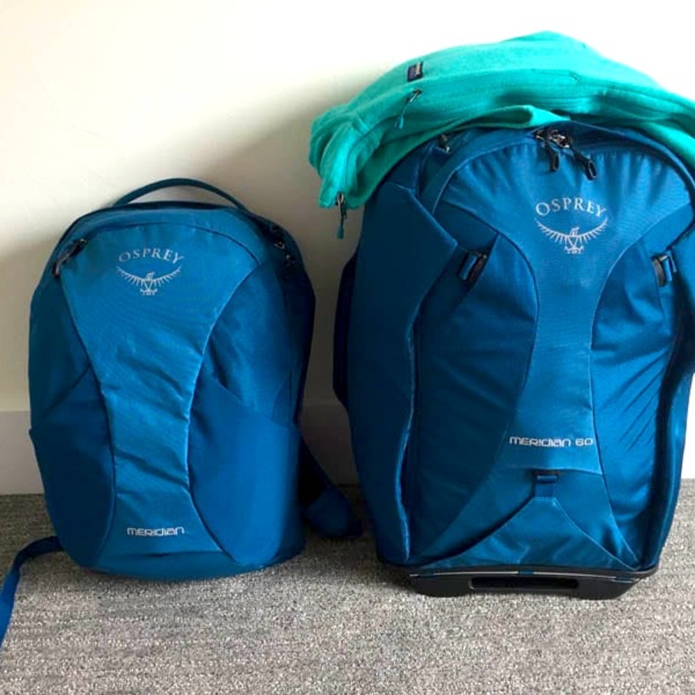 Osprey Meridian 60 roller bag With detachable daypack